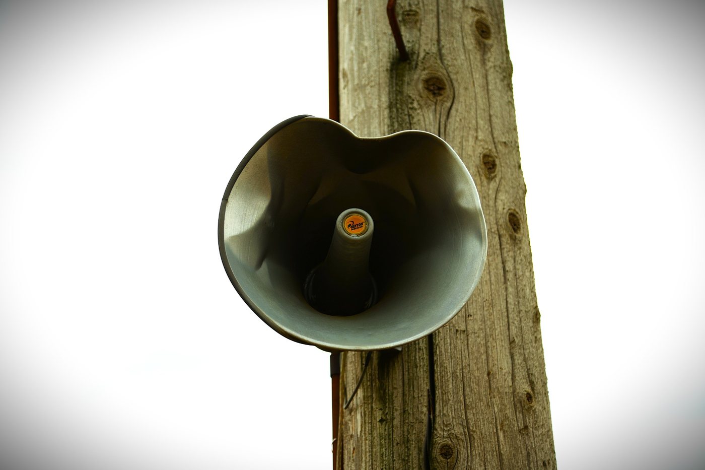 Tournament field speaker